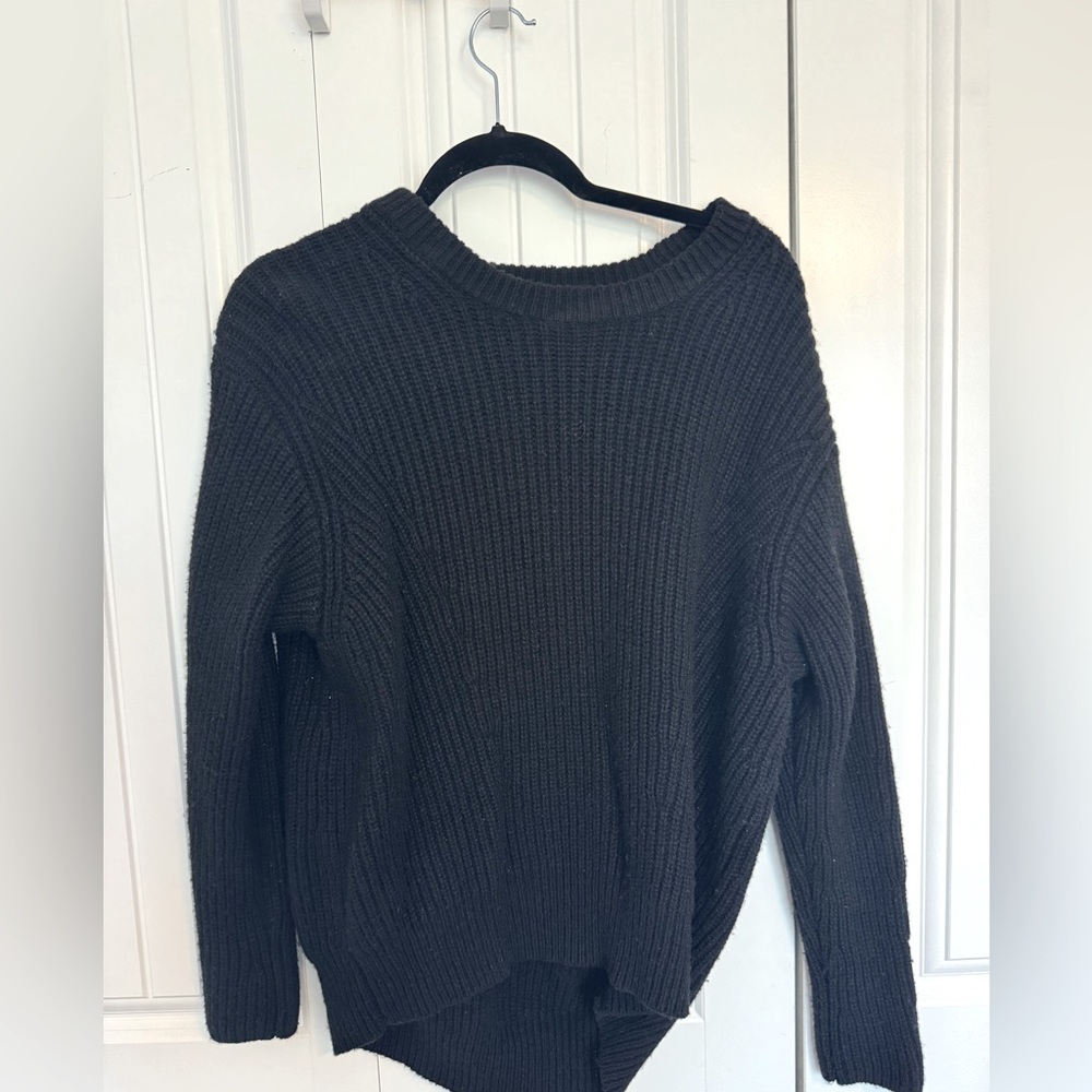 Women’s xs Athleta black sweater